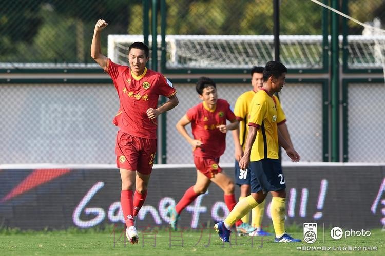 燕京啤酒2022中国足协杯首轮上演好戏 年轻球员崭露头角