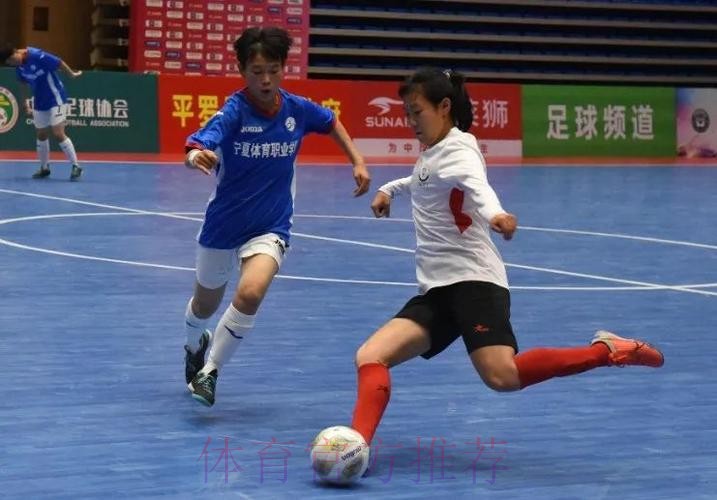 女五联赛平罗赛区开赛 千名观众齐庆足球盛宴 女五联赛平罗赛区开赛 千名观众齐庆足球盛宴